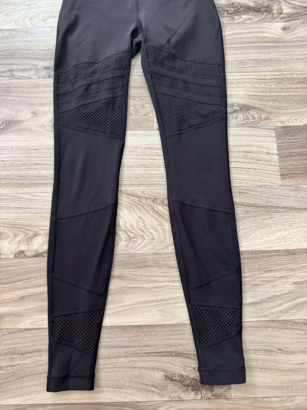 Lululemon Wunder Under High-Rise Tight *Mix & Mesh 28" in Black Size 4 - Picture 3 of 9